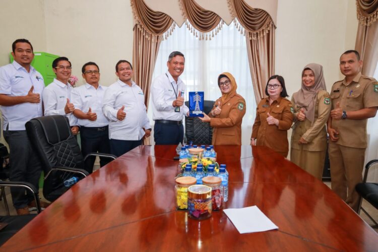 Pemko Siantar - PT PLN Tandatangani Kesepakatan, Pajak Penerangan Jalan Tahun 2022 Surplus Hingga 12 Persen Pemko Siantar - PT PLN Tandatangani Kesepakatan, Pajak Penerangan Jalan Tahun 2022 Surplus Hingga 12 Persen
